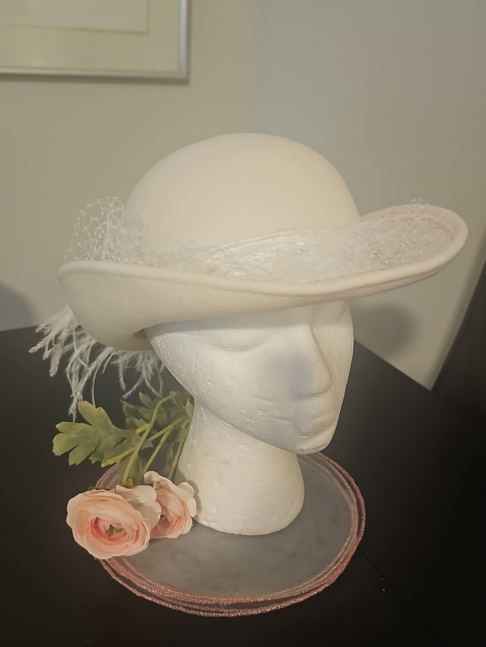 Miss Bierner Vintage Wool Felt Feather Net Hat Womens Size M Cream Church Y2K